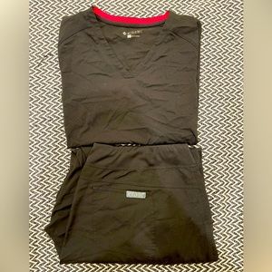 Good Condition - Women’s “Med Couture” Scrubs